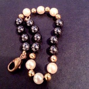 7"  pearl gold hematite strand bracelet
